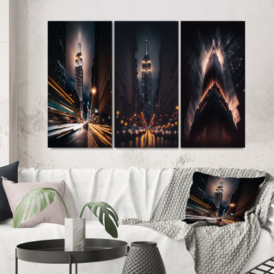 «Empire State Building Tilt Shift In The Night Lights», 3 pièces sur toile