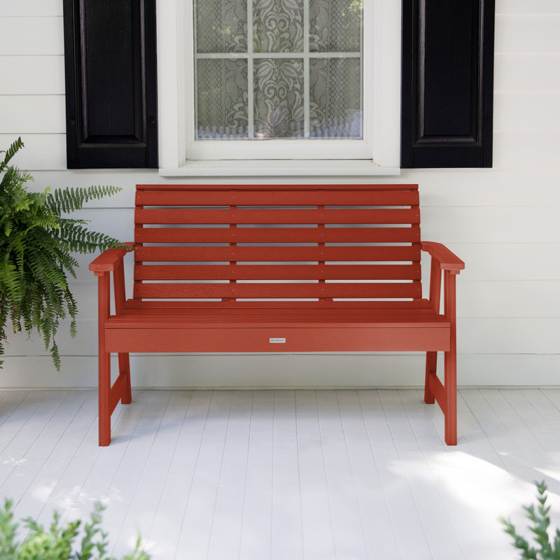 Banc de jardin en plastique Midwest, Rouge rustique, H 34 po x l 48,5 po x P 25 po
