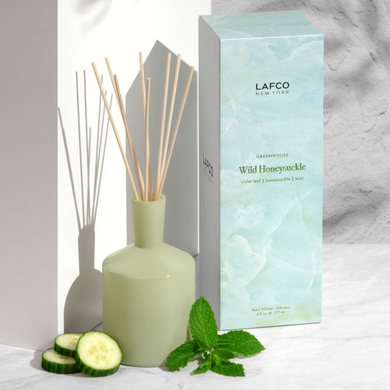 Wild Honeysuckle Classic Reed Diffuser, Green, Floral