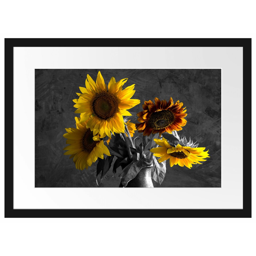 Gerahmtes Poster Sunflowers in a Vase