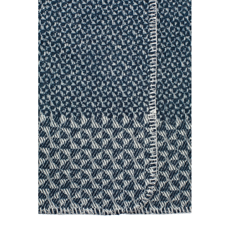 Buckels Geometric Blanket