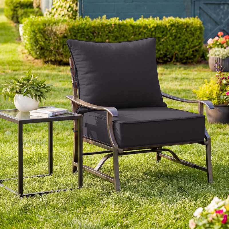 Ensemble de coussins de siège d'extérieur Wynee, 5", Gris foncé, 24" W x 24" D