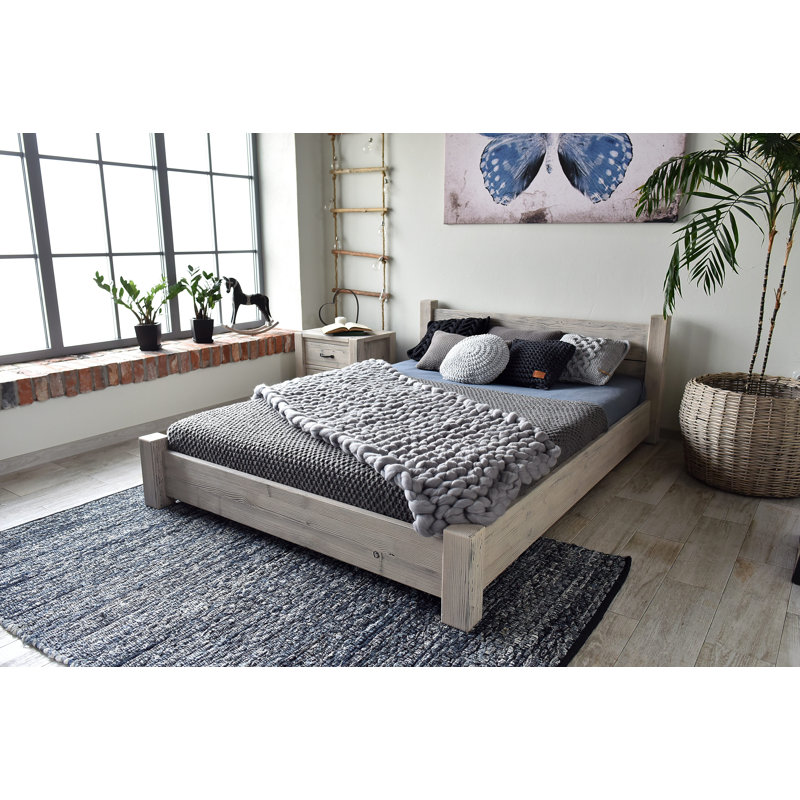 White Springs Solid Wood Bed, European Double ( 140 x 200 cm )