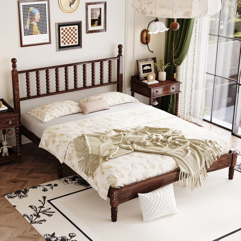 Lit standard en bois massif Auriel, Grand lit, Noyer