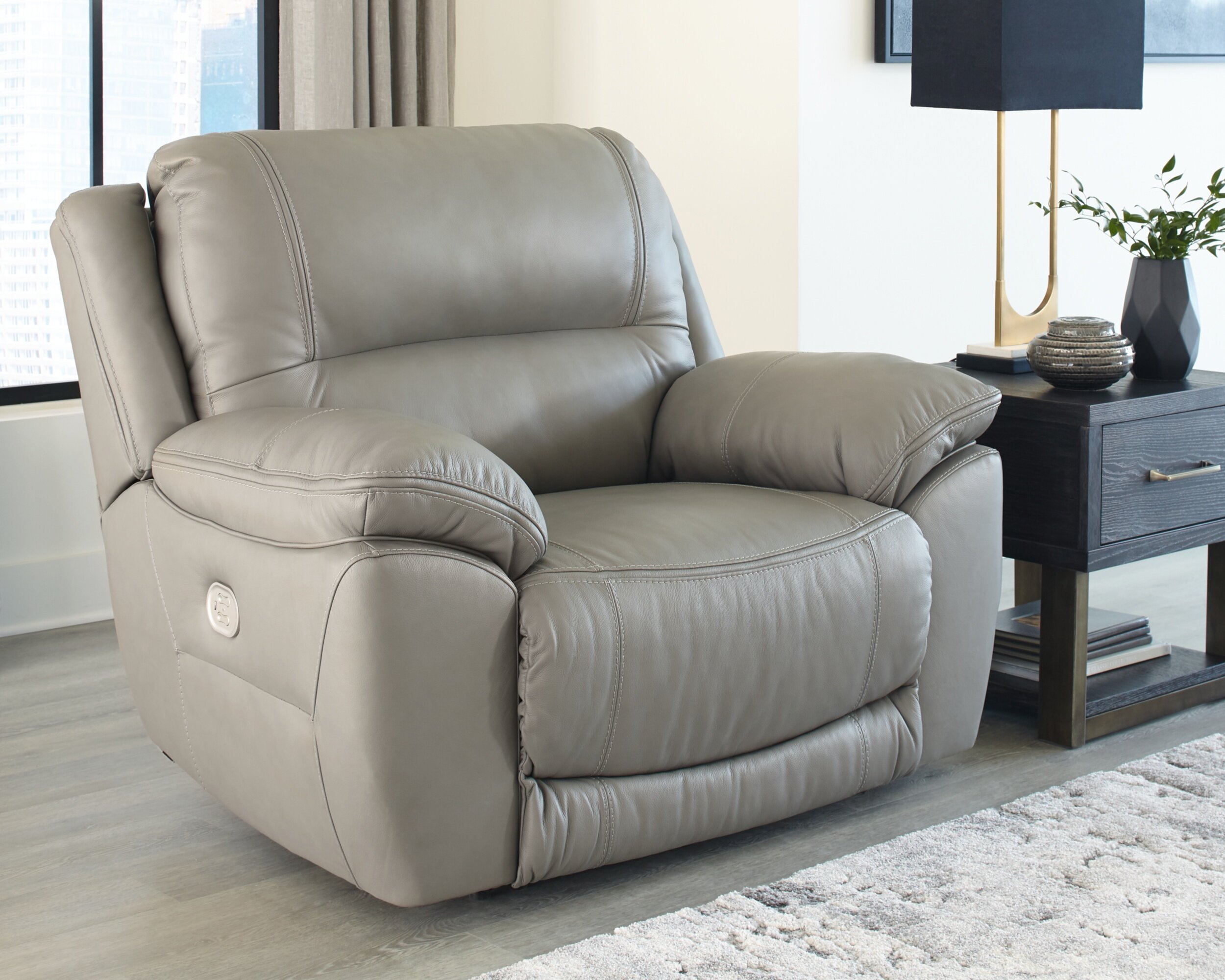 Hanover Big Man Large Oversized Pillow Back Leather Recliner