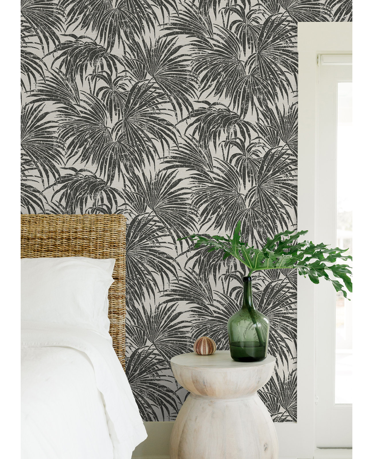 Palm Peel and Stick Wallpaper Roll, Black/White