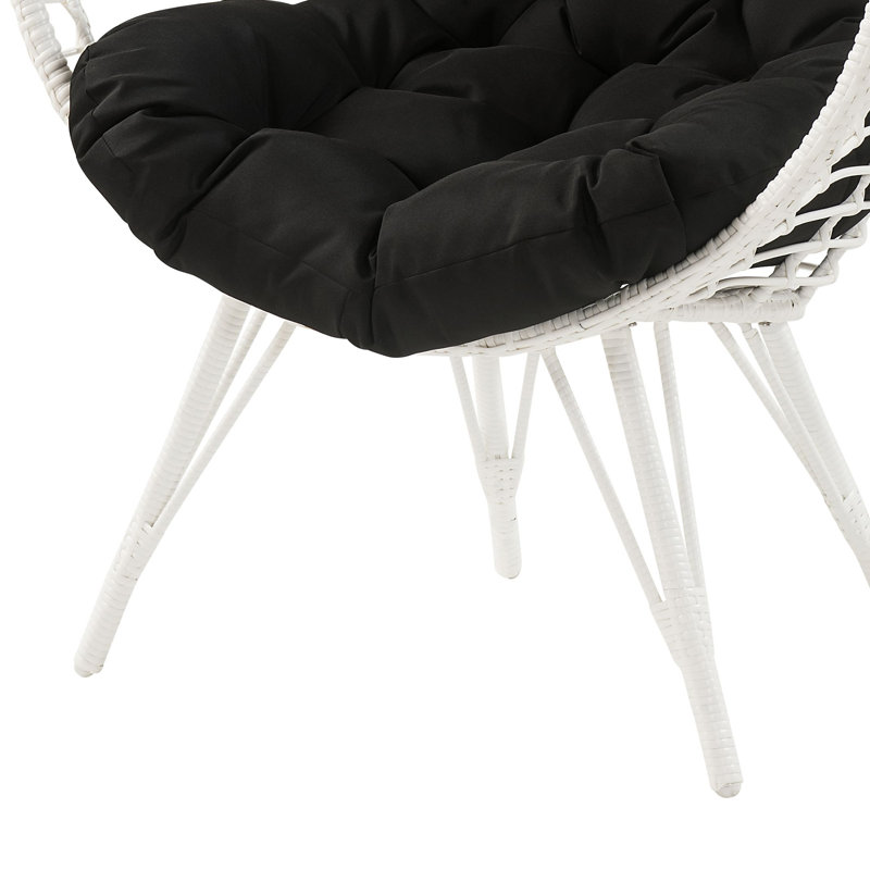 Chaise longue d'extérieur avec coussins Alathia, Polyester
