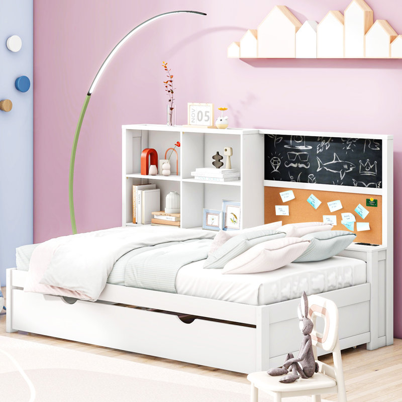 Lit de jour avec tablettes de rangement, Lit simple