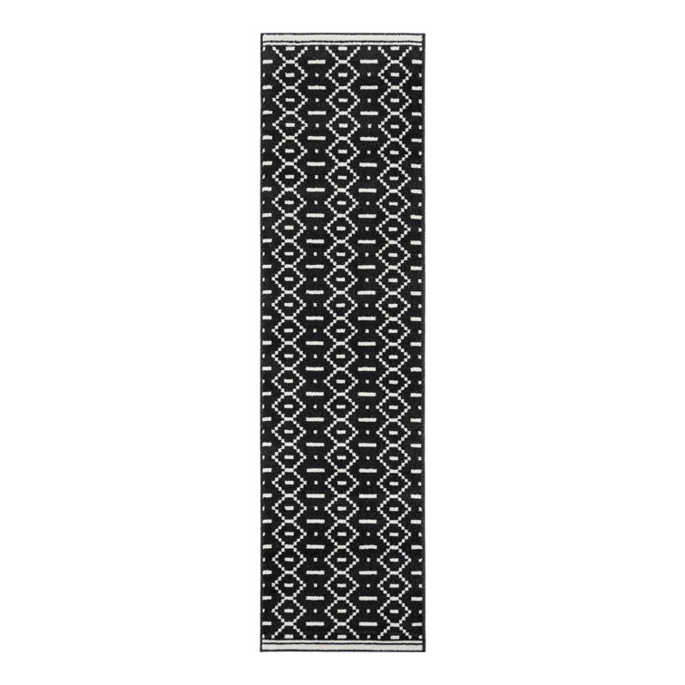 Ivy Bronx Begna Nathanyl Rug Black