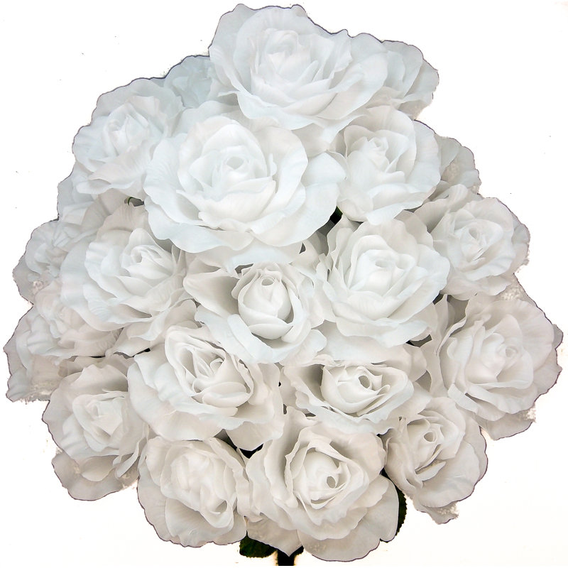 Bouquet de rose artificielles en fleurs, Blanc