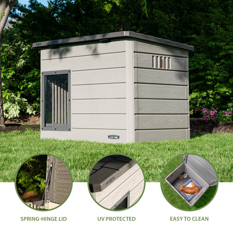Deluxe Dog House