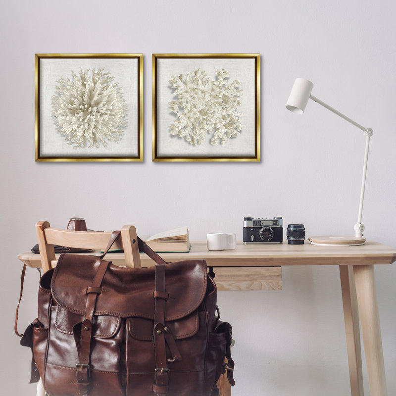 Ensemble de 2 cadres flottants en corail naturel distinct, design par Caroline Kelly, H 18 po x l 18 po