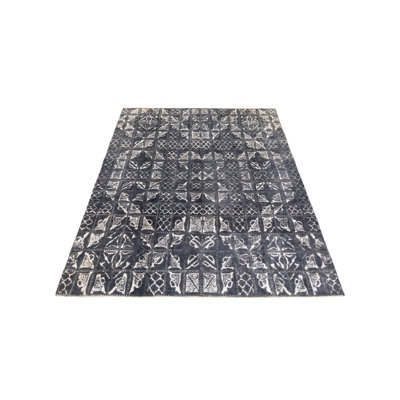Iniguez Gray Rug