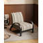 Fauteuil d'appoint de style médiéval rayé en tissu imprimé avec structure en acier au carbone pour le salon