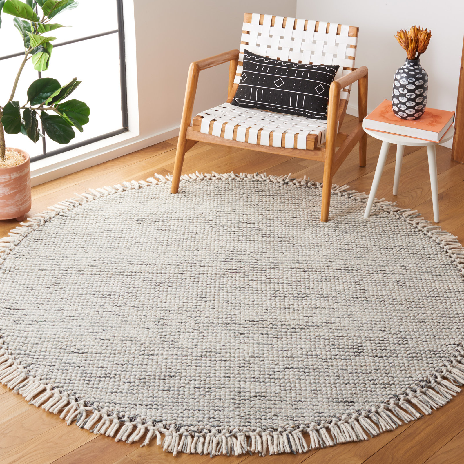 Kata Sage Ivory Geometric Rug, Round 6'
