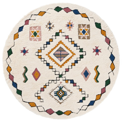 Aril 921 Area Rug In Ivory / Green