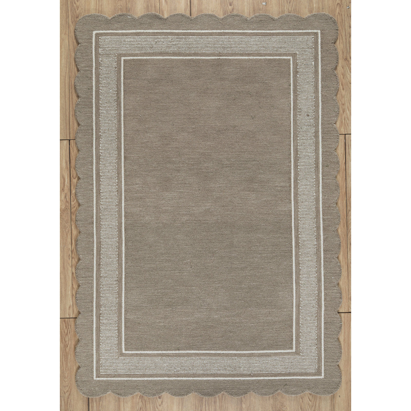 Waverley Hand-Tufted Wool Rug, Brown, Scalloped 7'9" x 9'9"