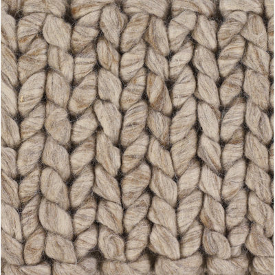 Valencia Wool Area Rug in Beige