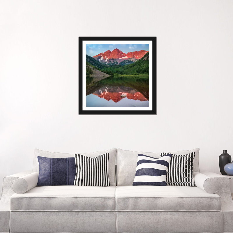 Cloches de marron à miroir, Papier d'art encadré noir, Blanc, H 24 po x l 24 po x P 1 po