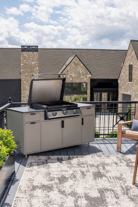 Outdoor Kitchens