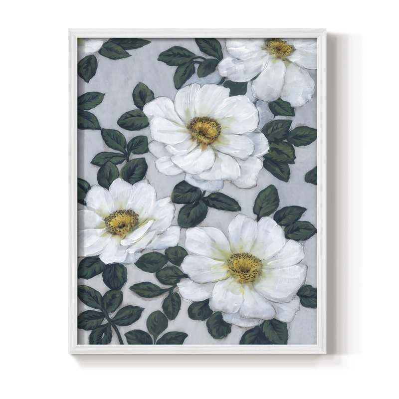 «Bright White Flowers I», reproduction encadrée - bois massif, H 21 po x l 17 po, Blanc