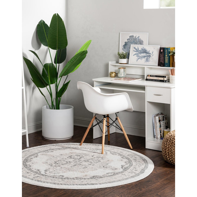 Anjelita Oriental Indoor Rug, Round 3'3"