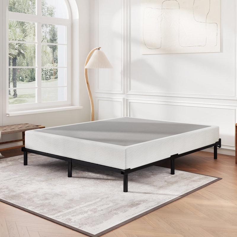 Sommier tapissier en métal Wayfair Sleep, Très grand simple, Profil standard (9 po)