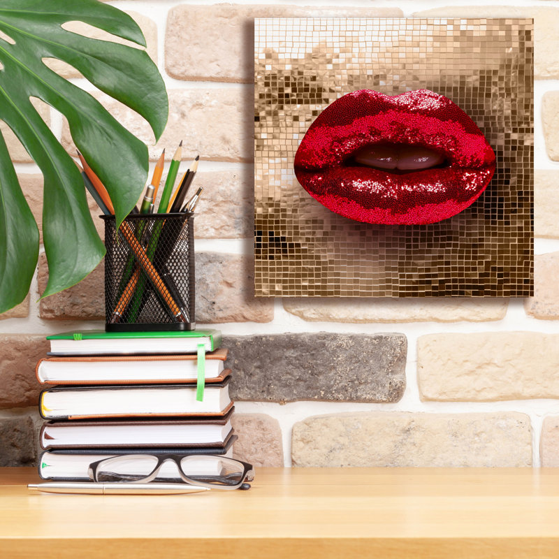 «Luxurious Lips» par Svetlana Aleynikova, art mural sur toile, H 12 po x l 12 po