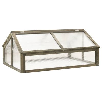 44.8' W x 31.4' D Cold Frame