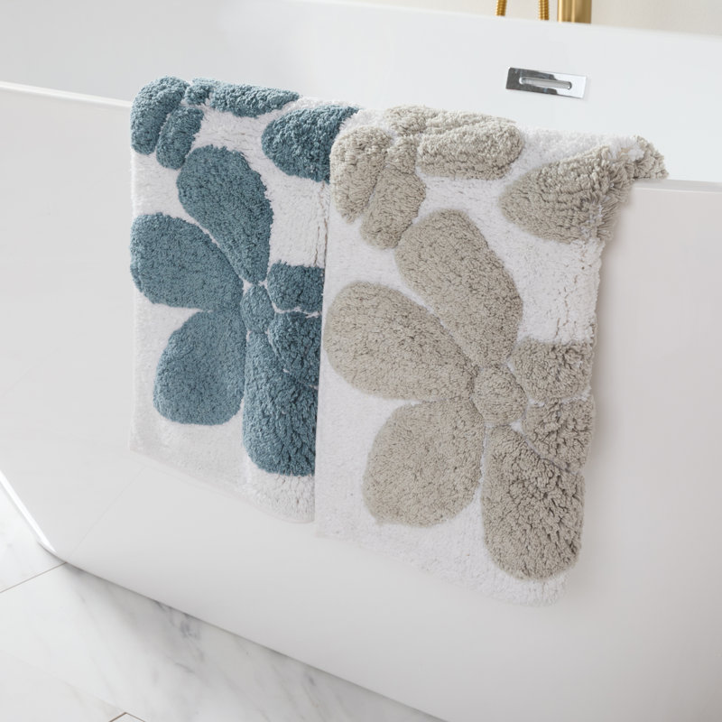 Tapis de bain 100% coton à motif floral, Motif floraux gris, 24 po x 17 po