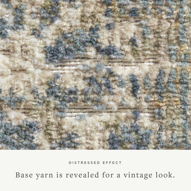 Lagoon Bliss Rectangular Easy-Care Synthetic Rug 2'7" x 4'