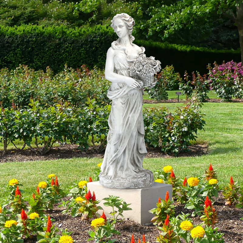 Statue déesse printanière des quatre saisons