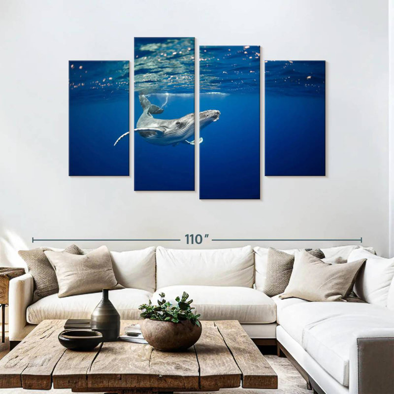 Baleine à bosse dans la mer, 54" H x 84" W