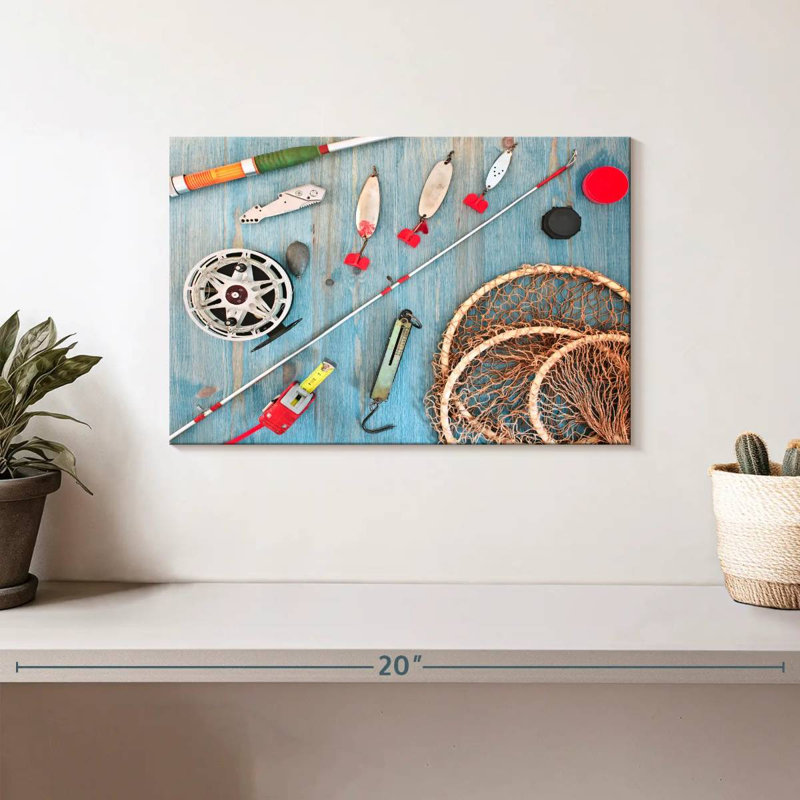 Senne Fishing Tools, 8" H x 12" W