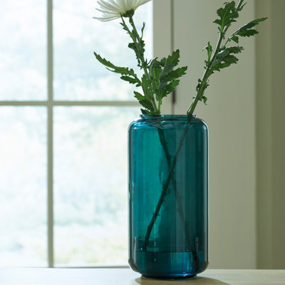 Inisland Vase