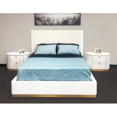 Upholstered Platform Bed