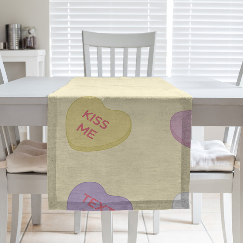 Chemin de table dame de cœur fête hol, L 90 po x l 16 po, Mélange de coton, Jaune clair / mauve / rose