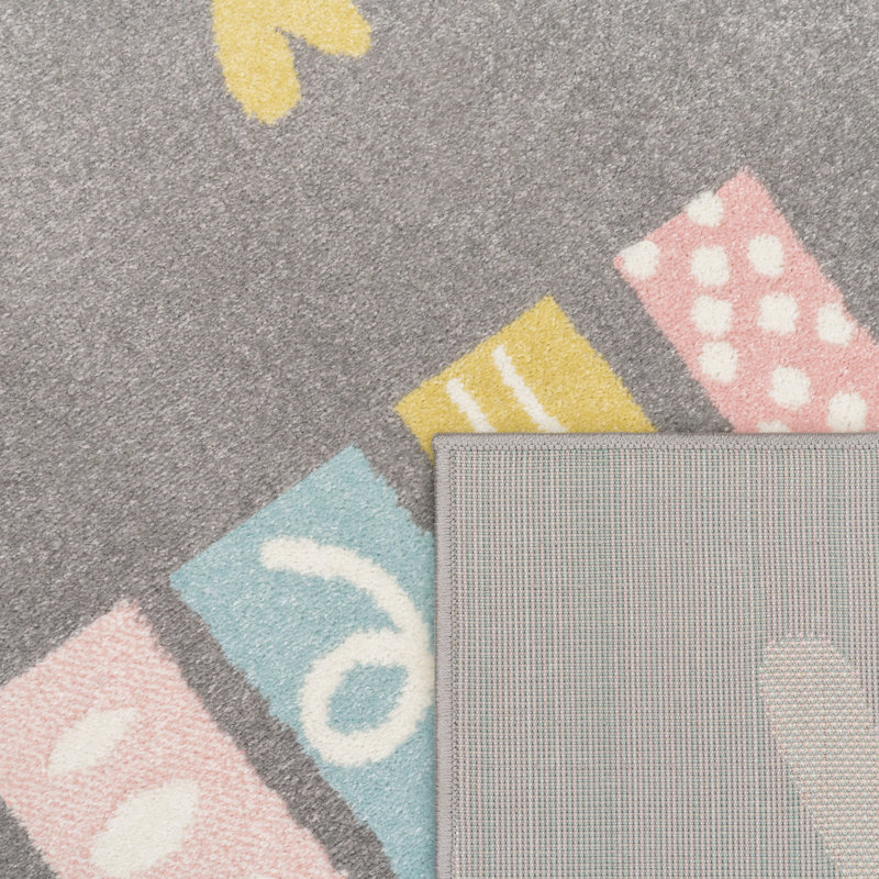 Polypropylene Rug, Rectangle 5'3" x 7'3", Gray