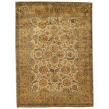 Hand Knotted Wool Area Rug in Ivory And Gold