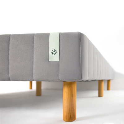 Yessenia 11'' Mattress Foundatoin