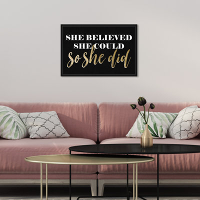 «Typographie and Quotes So She Did Black», art textuel sur toile