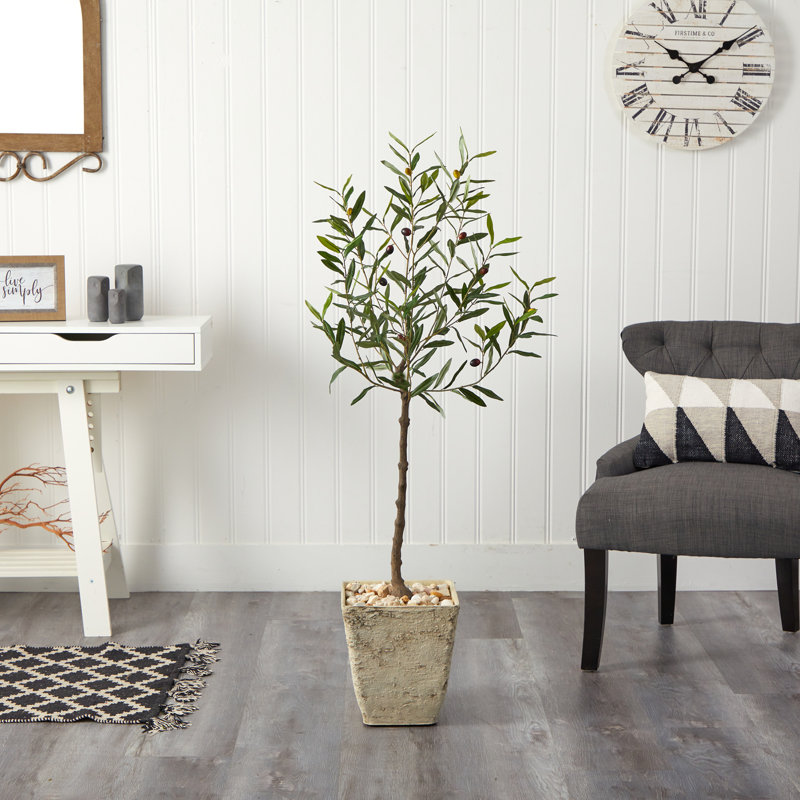 Olive artificielle en pot, H 52 po x l 16 po x P 16 po