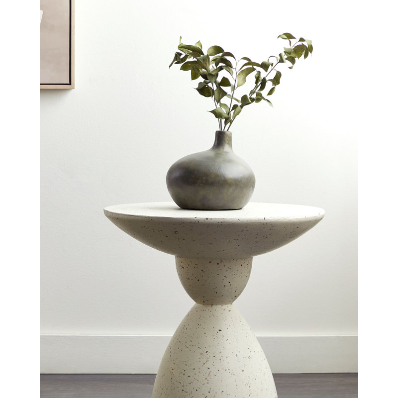 Breda Handmade Terracotta Table Vase