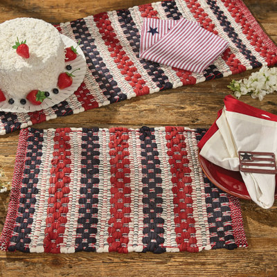 Kousa Dining Linens