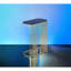 Table d'appoint hypnotisante bleue et dorée avec des options utilitaires distinctives captivantes