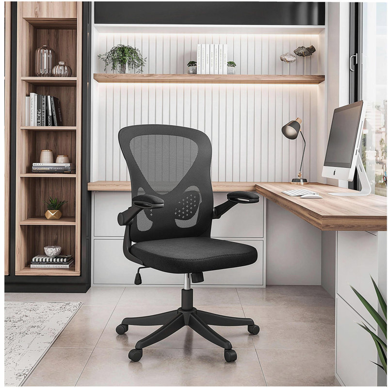 Chaise de bureau en filet noir avec support lombaire et accoudoirs relevables