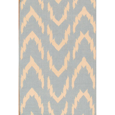 Zinn Chevron Indoor Rug