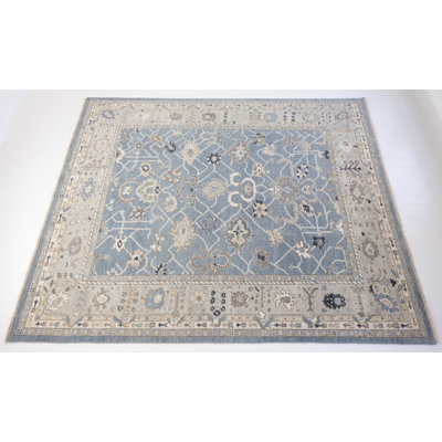 Hand Knotted Wool Oriental Area Rug