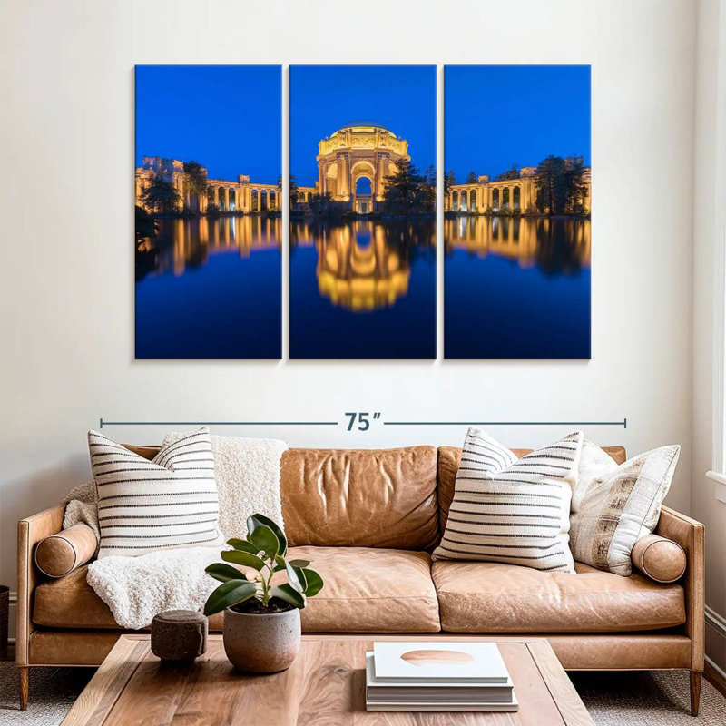 Lilie Palace of Fine Arts, heure bleue, H 42 po x l 65 po