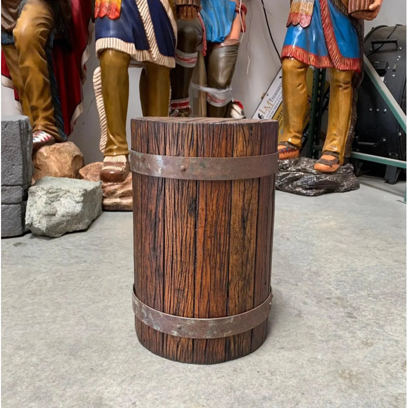 Petit tabouret de pirate